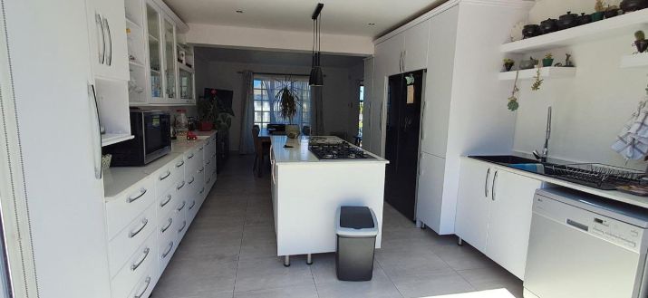 3 Bedroom Property for Sale in Hickmans River Eastern Cape
